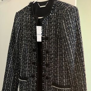 White House Black Market blazer size S never worn